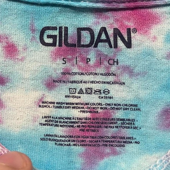 plain blank blue pink purple white swirl tie-dye Gildan crewneck hippie T-shirt - Picture 3 of 4